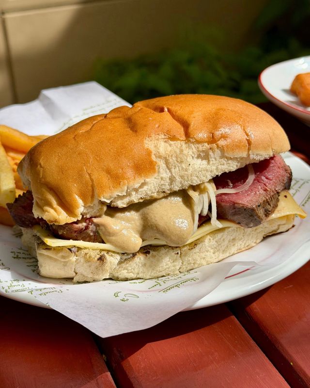 Sándwich de carne